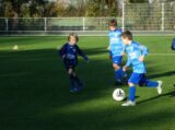 S.K.N.W.K. JO10-1 - FC De Westhoek '20 JO10-2 (competitie) seizoen 2022-2023 (najaar - 2e fase)) (51/85)